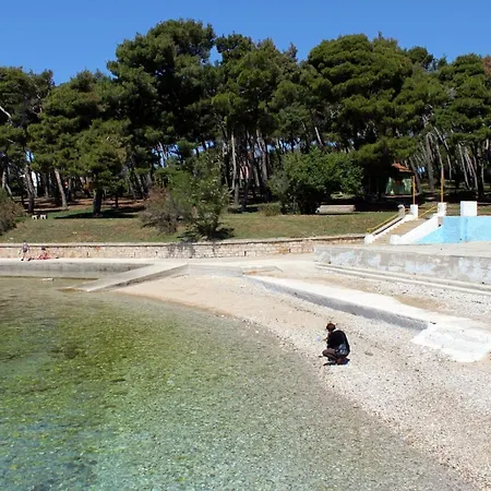 With A Parking Space - 14533 *