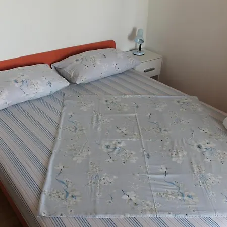 With A Parking Space - 14533 Apartman *