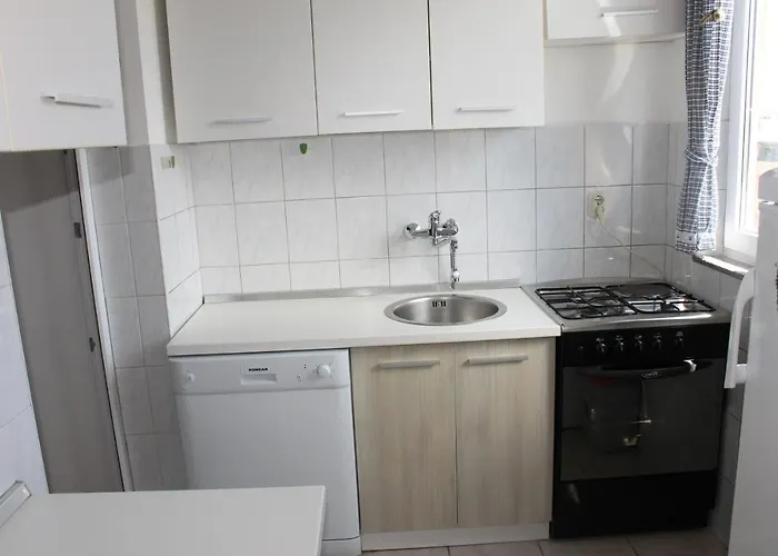 With A Parking Space - 14533 Apartman